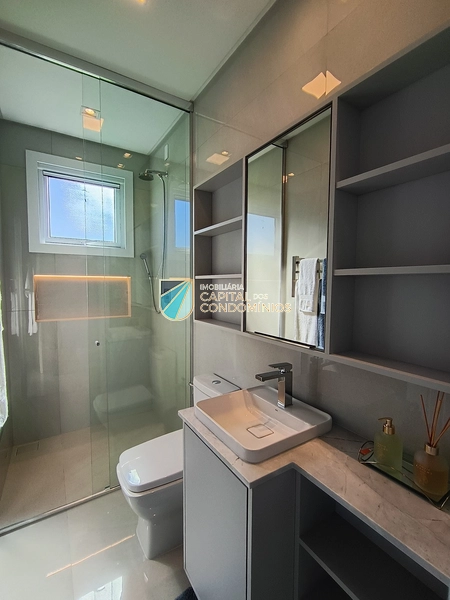 Sobrado mobiliado e decorado no Condomínio Amare em Xangri-lá: 27ª foto da galeria de imagens do imóvel