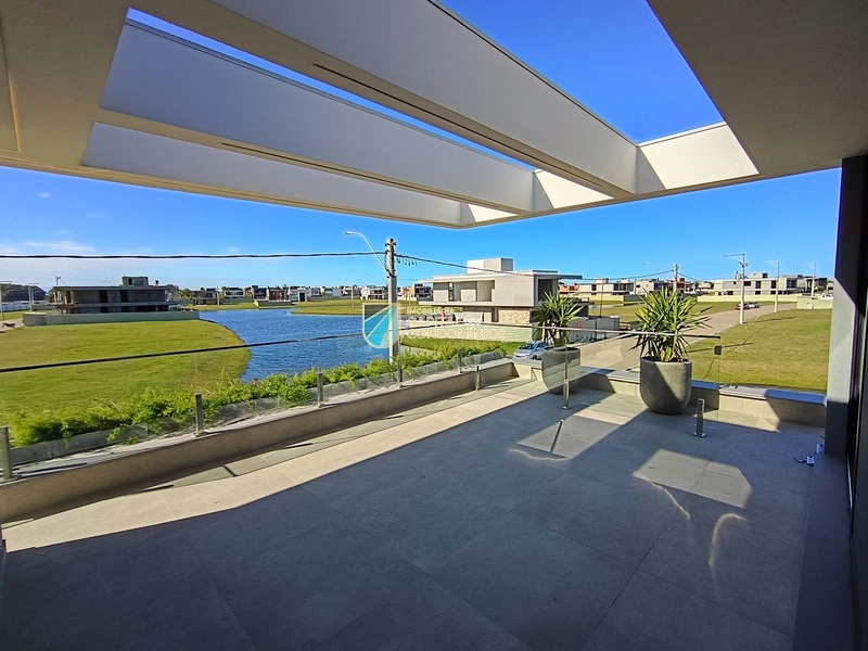 Sobrado mobiliado e decorado no Condomínio Amare em Xangri-lá: 31ª foto da galeria de imagens do imóvel