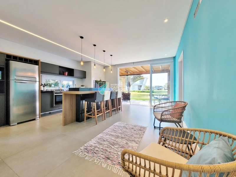 Casa térrea beira lago: 8ª foto da galeria de imagens do imóvel