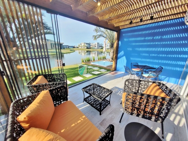 Casa térrea beira lago: 29ª foto da galeria de imagens do imóvel
