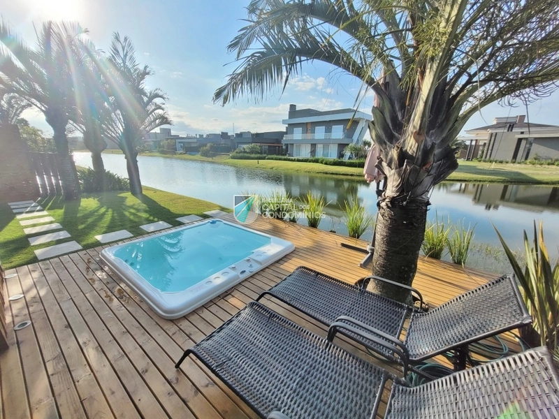 Casa térrea beira lago: 33ª foto da galeria de imagens do imóvel