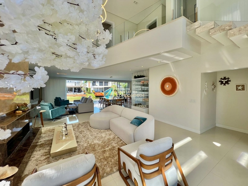 Sobrado beira lago no Condomínio Malibu Beach Residence: 5ª foto da galeria de imagens do imóvel