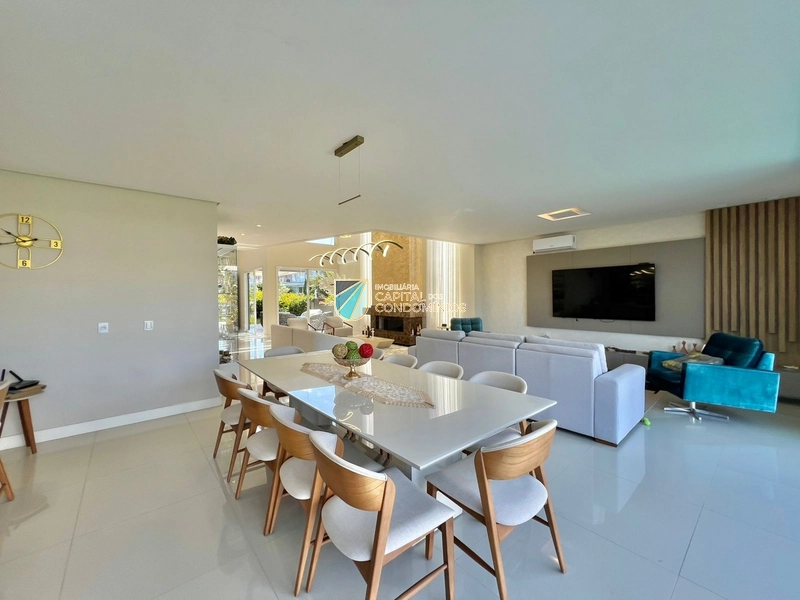 Sobrado beira lago no Condomínio Malibu Beach Residence: 8ª foto da galeria de imagens do imóvel