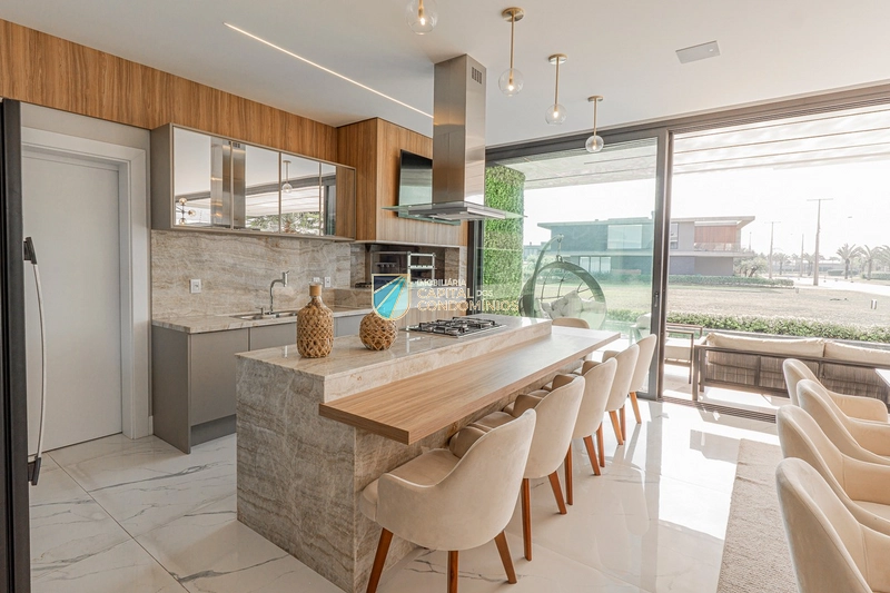 Sobrado mobiliado e decorado no Sense em Xangri-lá.: 7ª foto da galeria de imagens do imóvel