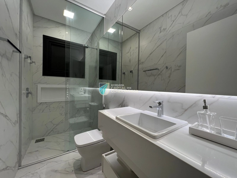 Sobrado mobiliado e decorado no Sense em Xangri-lá.: 46ª foto da galeria de imagens do imóvel