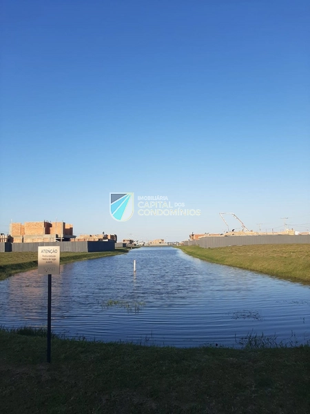 Lote frente ao lago no Sunset: 10ª foto da galeria de imagens do imóvel