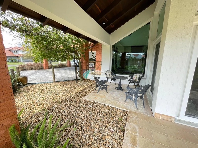 Sobrado beira lago: 23ª foto da galeria de imagens do imóvel