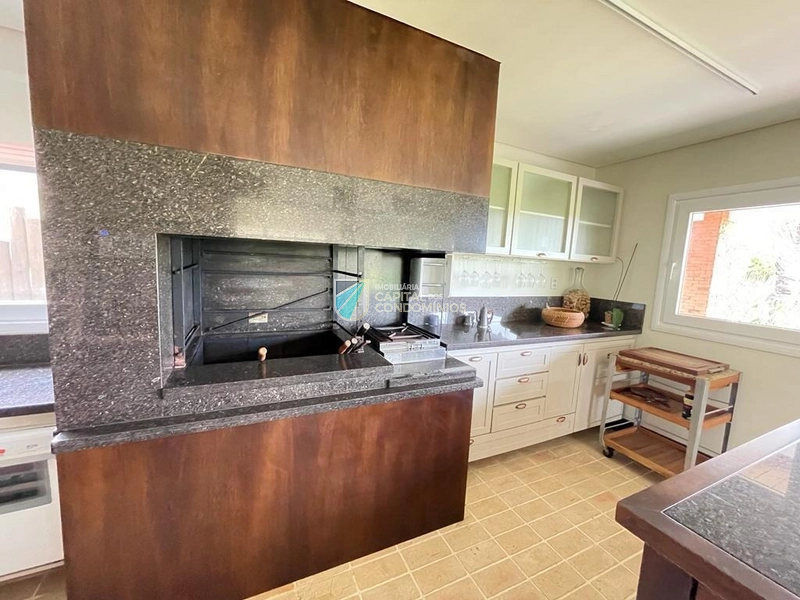 Sobrado beira lago: 10ª foto da galeria de imagens do imóvel