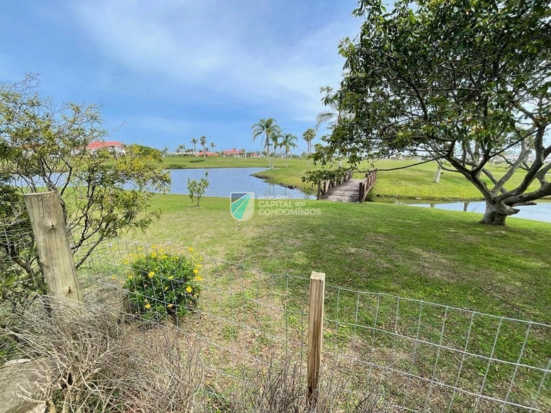 Sobrado beira lago: 17ª foto da galeria de imagens do imóvel