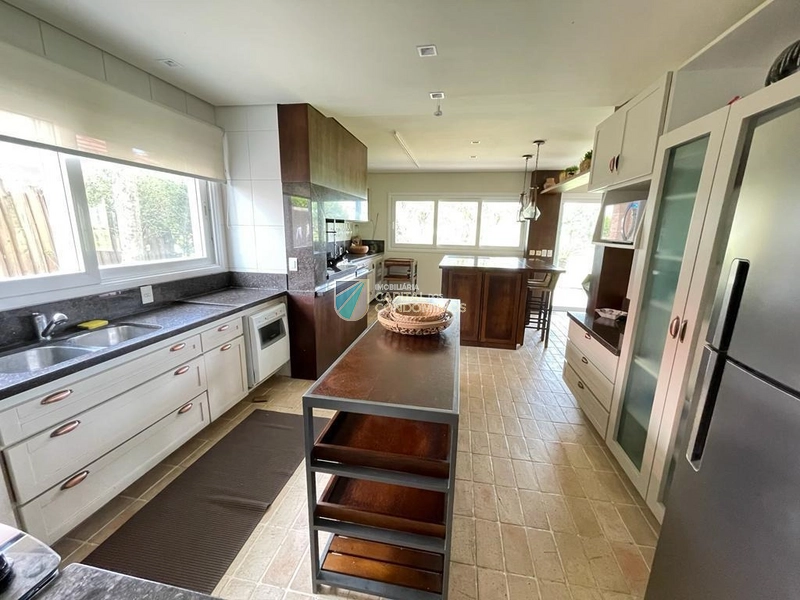 Sobrado beira lago: 12ª foto da galeria de imagens do imóvel