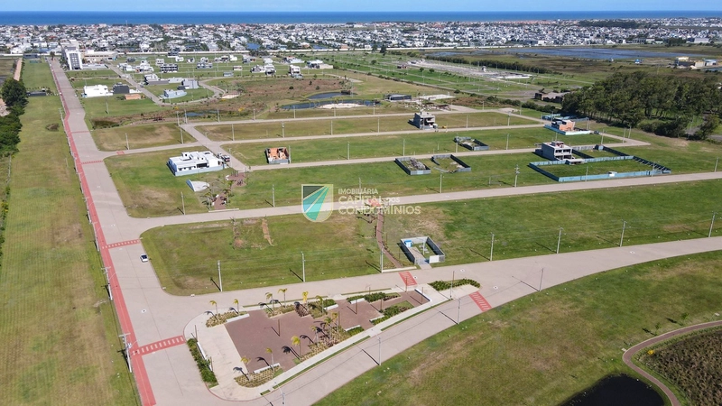 Lote no bairro Santorini: 6ª foto da galeria de imagens do imóvel