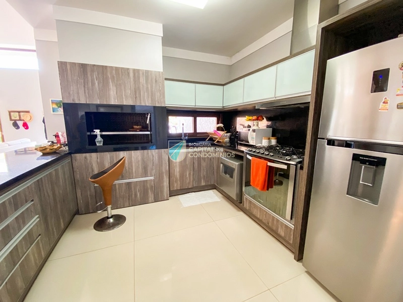 Casa térrea 3 suítes com piscina!: 18ª foto da galeria de imagens do imóvel