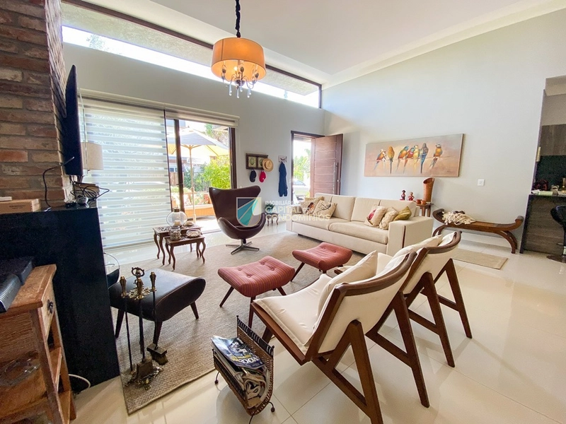 Casa térrea 3 suítes com piscina!: 11ª foto da galeria de imagens do imóvel