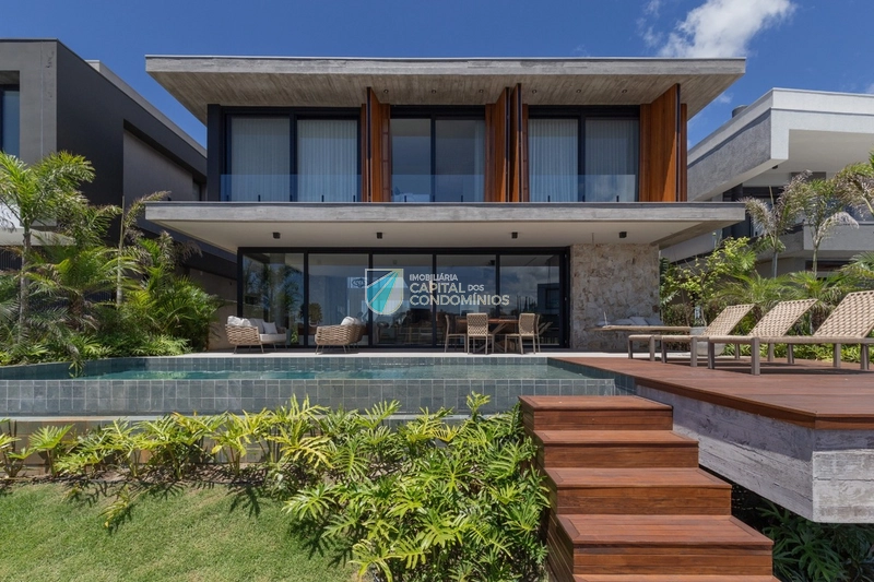 Sobrado beira lago no Condomínio Sense em Xangri-lá: 2ª foto da galeria de imagens do imóvel