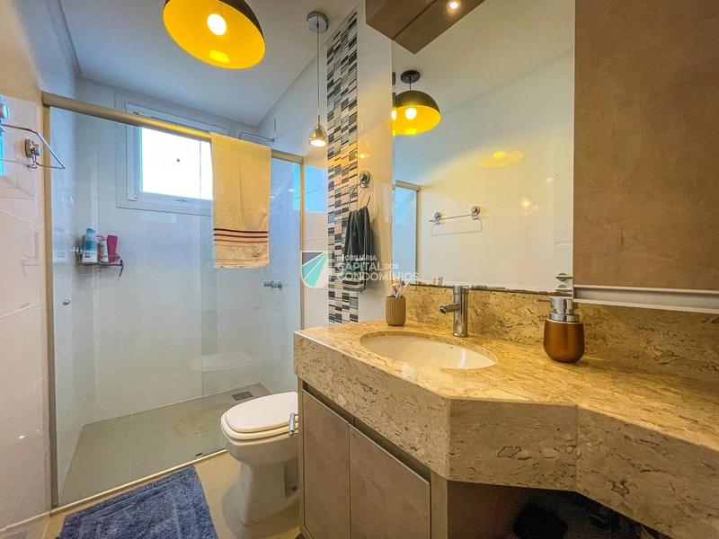 Sobrado de esquina no condomínio Las Palmas: 15ª foto da galeria de imagens do imóvel