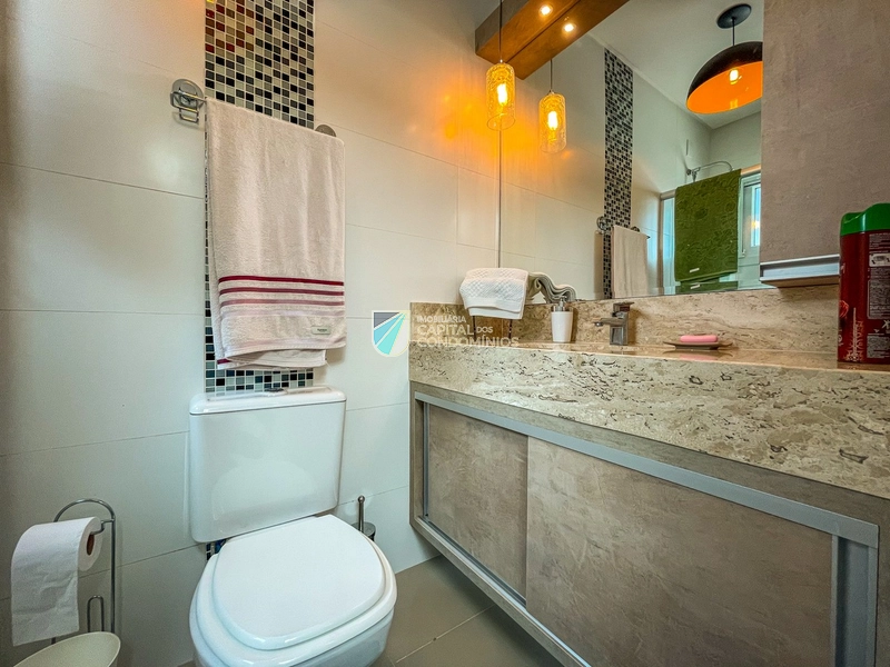 Sobrado de esquina no condomínio Las Palmas: 27ª foto da galeria de imagens do imóvel