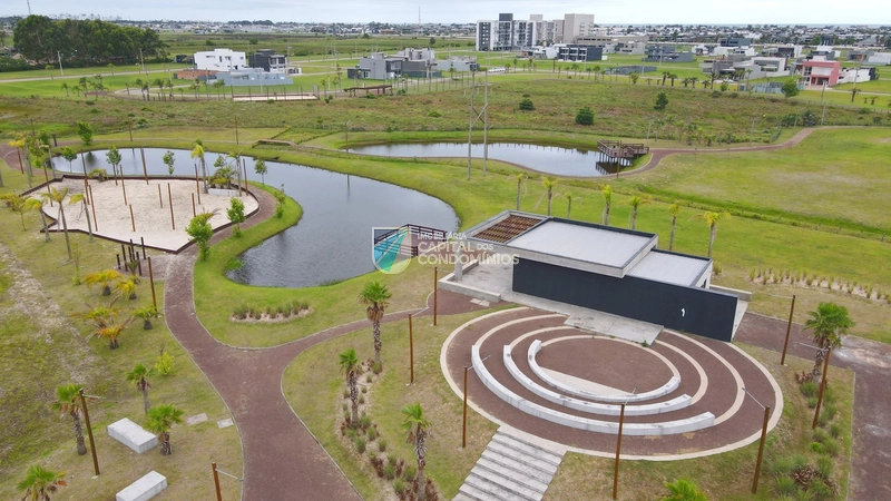 Terreno frente leste pronto para construir no bairro Santorini: 9ª foto da galeria de imagens do imóvel
