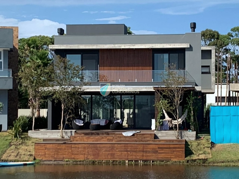 Belíssimo sobrado em localização privilegiada no condomínio Malibu!: 23ª foto da galeria de imagens do imóvel