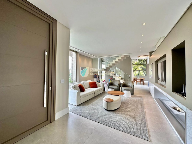 Sobrado com vista para o mar: 3ª foto da galeria de imagens do imóvel