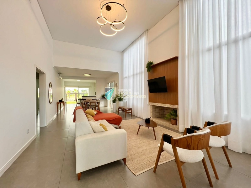 Casa mobiliada no condomínio Riviera: 4ª foto da galeria de imagens do imóvel