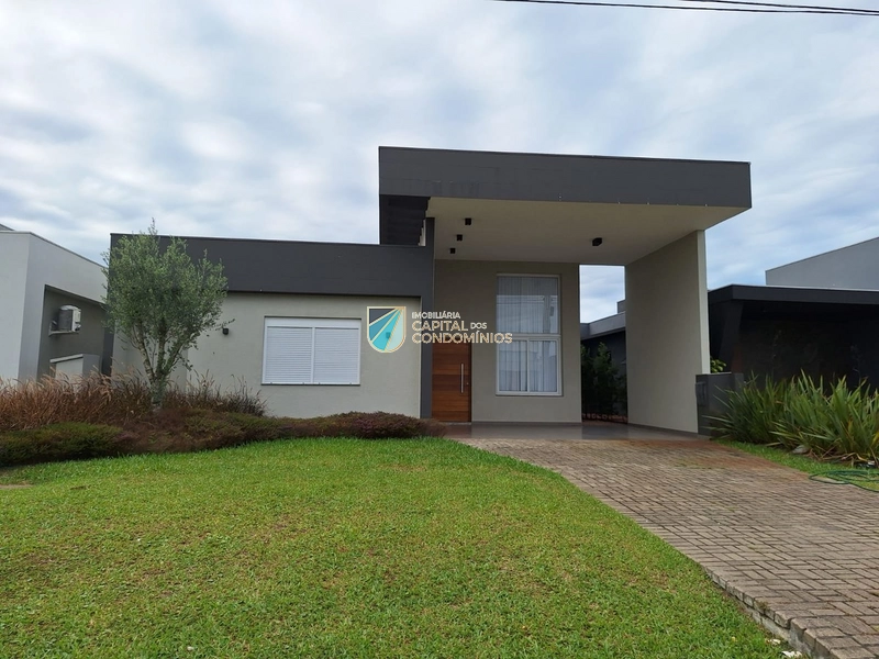 Casa mobiliada no condomínio Riviera: 2ª foto da galeria de imagens do imóvel