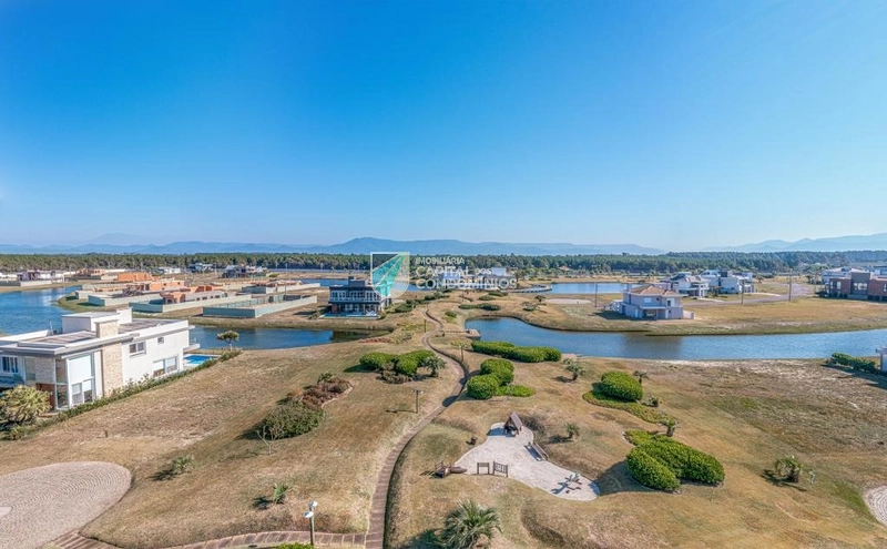 Lote em condomínio beira mar: 15ª foto da galeria de imagens do imóvel