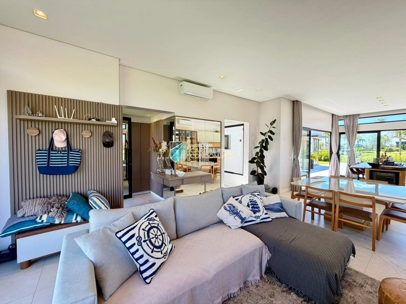 Maravilhosa casa térrea no Riviera: 4ª foto da galeria de imagens do imóvel