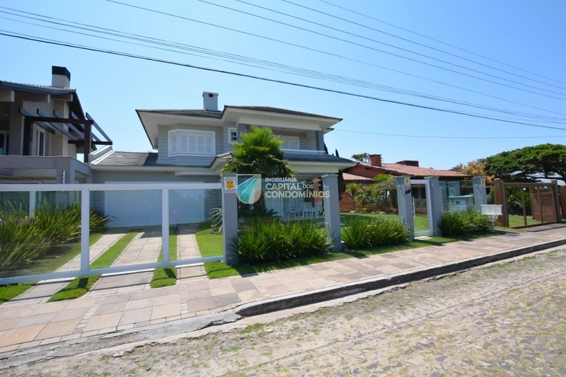 Sobrado na região do Caburé: 2ª foto da galeria de imagens do imóvel