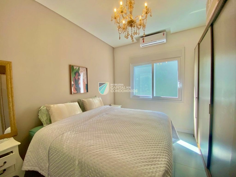 Casa com piscina no Riviera: 20ª foto da galeria de imagens do imóvel