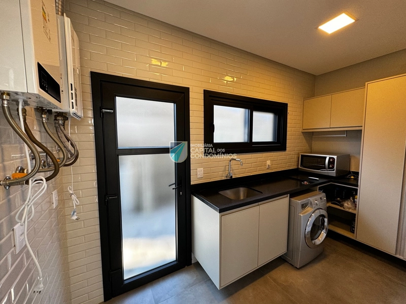 Sobrado esquina beira lago: 40ª foto da galeria de imagens do imóvel