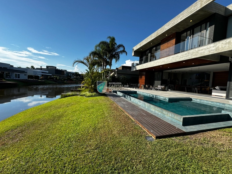 Sobrado esquina beira lago: 21ª foto da galeria de imagens do imóvel