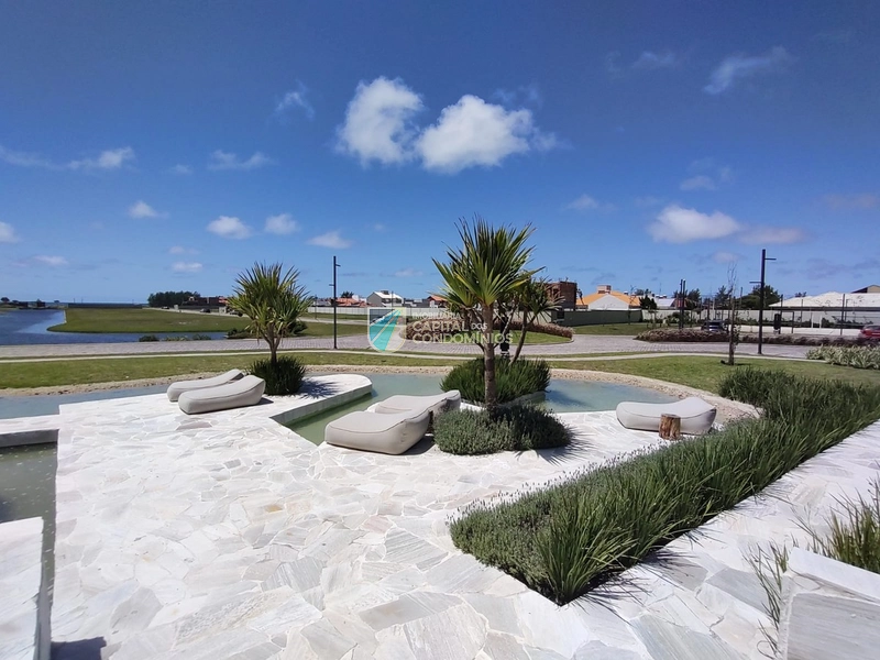 Terreno beira lago: 25ª foto da galeria de imagens do imóvel