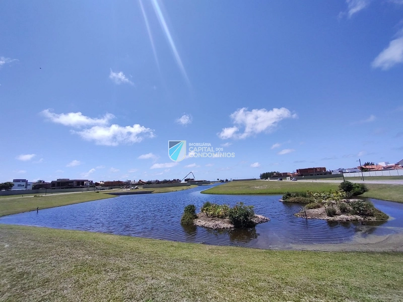 Terreno beira lago: 36ª foto da galeria de imagens do imóvel