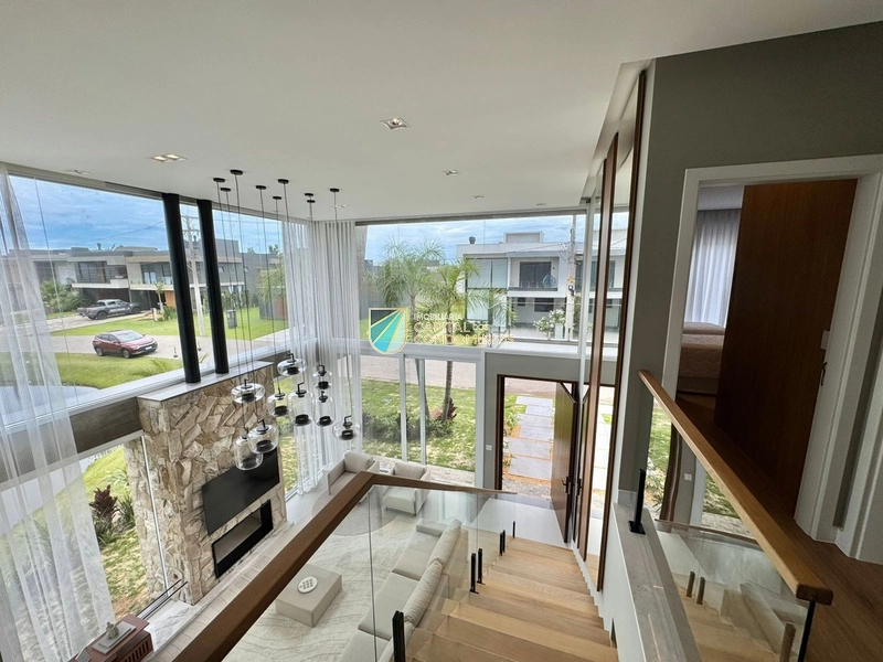 Lindo sobrado beira lago: 9ª foto da galeria de imagens do imóvel