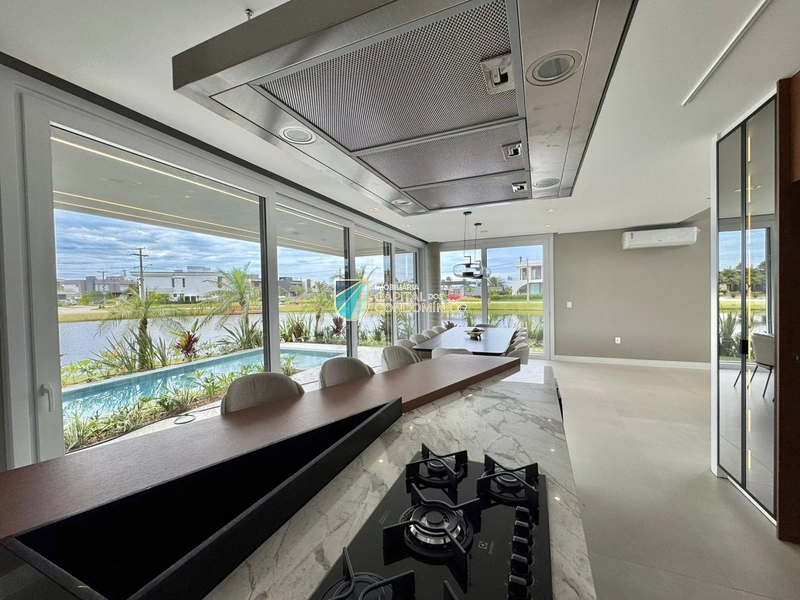 Lindo sobrado beira lago: 13ª foto da galeria de imagens do imóvel