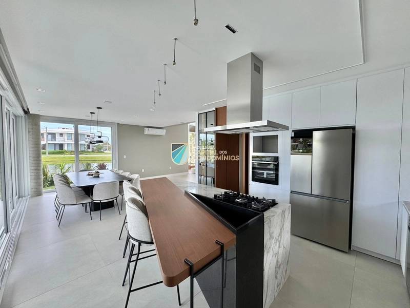 Lindo sobrado beira lago: 15ª foto da galeria de imagens do imóvel