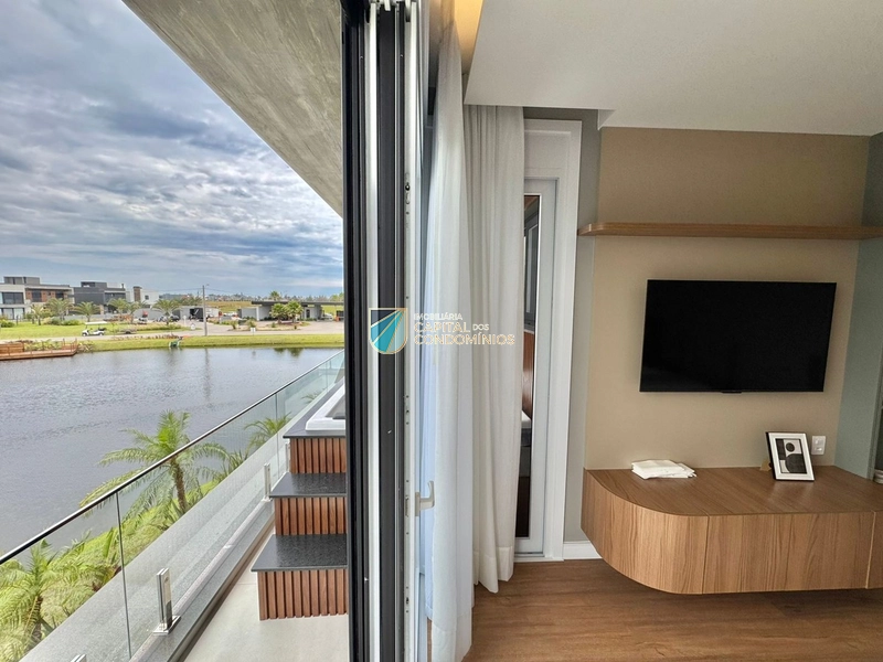 Lindo sobrado beira lago: 38ª foto da galeria de imagens do imóvel