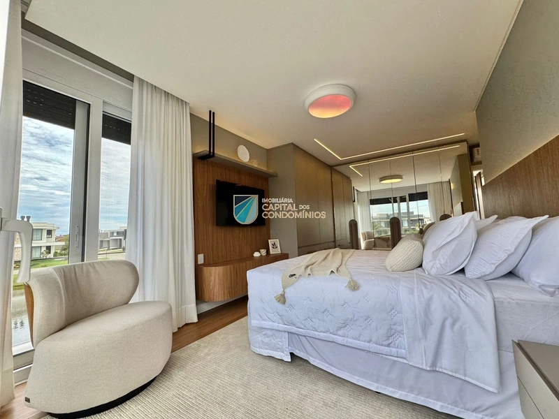 Lindo sobrado beira lago: 31ª foto da galeria de imagens do imóvel