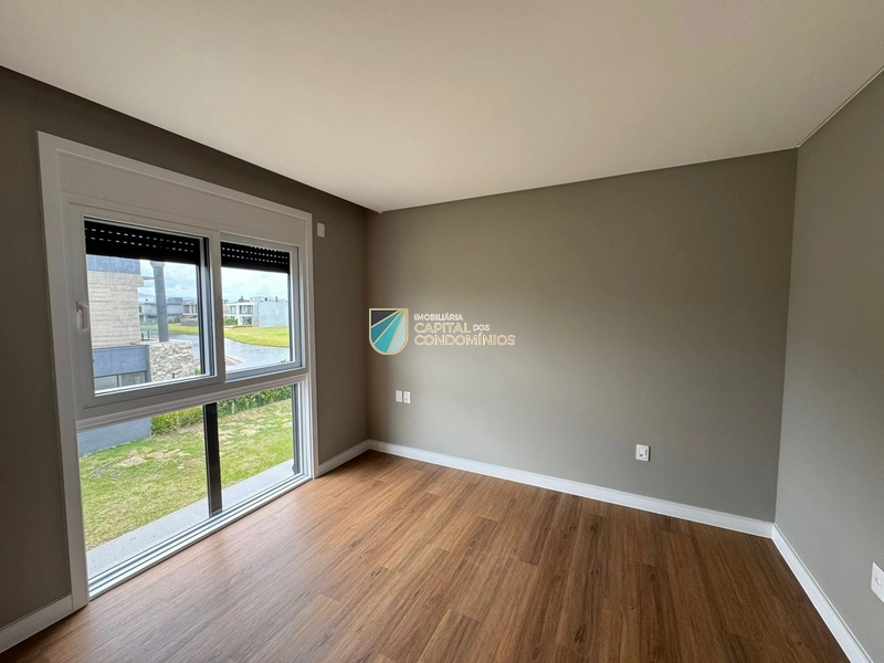 Lindo sobrado beira lago: 24ª foto da galeria de imagens do imóvel