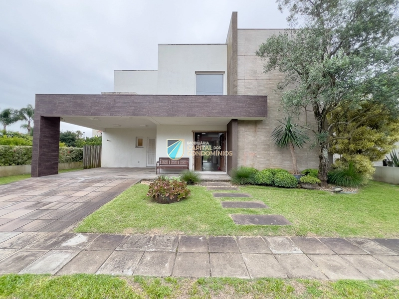 Sobrado no Porto Coronado