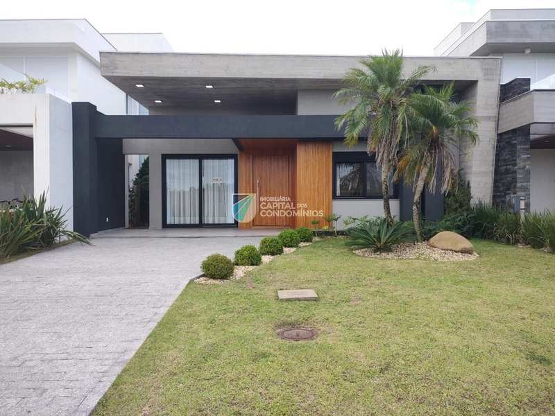 Casa mobiliada 4 suítes: 1ª foto da galeria de imagens do imóvel