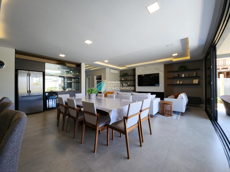 Sobrado beira lago no condomínio Celebration: 12ª foto da galeria de imagens do imóvel