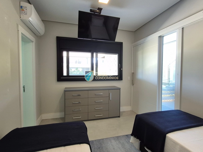 Sobrado beira lago no condomínio Celebration: 39ª foto da galeria de imagens do imóvel