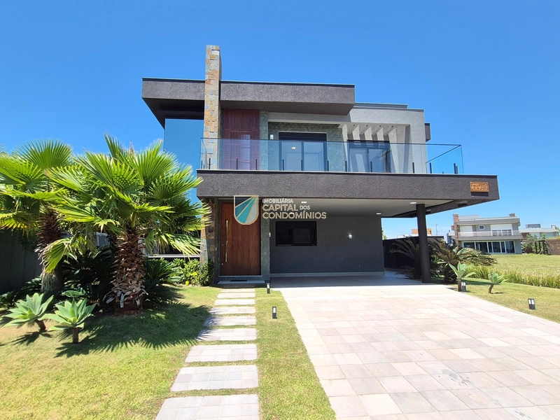 Sobrado beira lago no condomínio Celebration