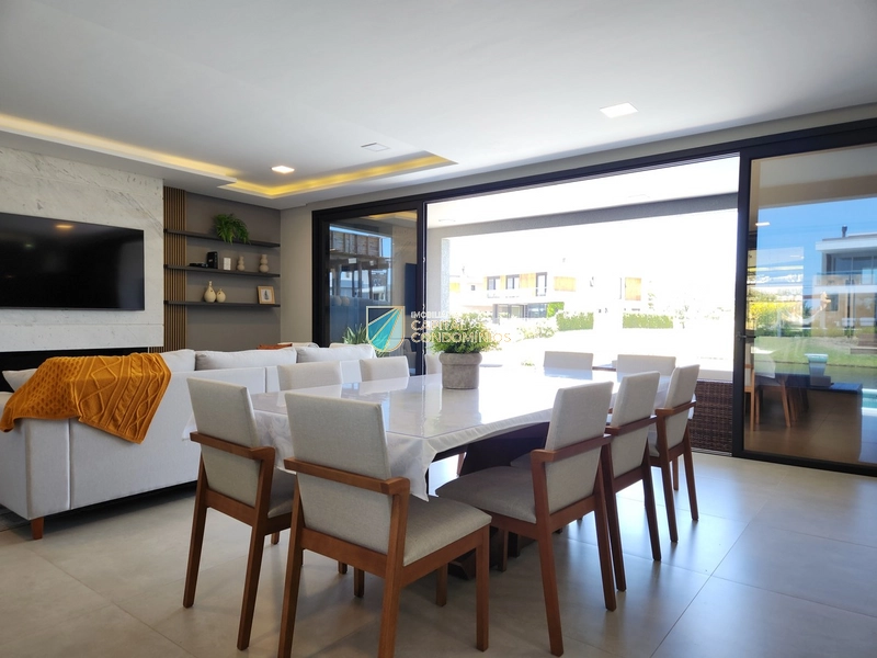 Sobrado beira lago no condomínio Celebration: 17ª foto da galeria de imagens do imóvel