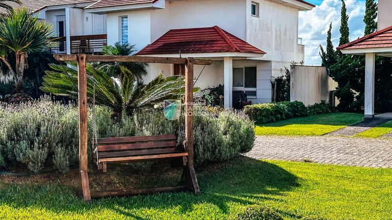 Sobrado de esquina no condomínio Green Village: 5ª foto da galeria de imagens do imóvel