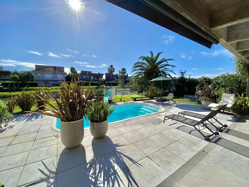 Sobrado no Condomínio Villaggio: 16ª foto da galeria de imagens do imóvel