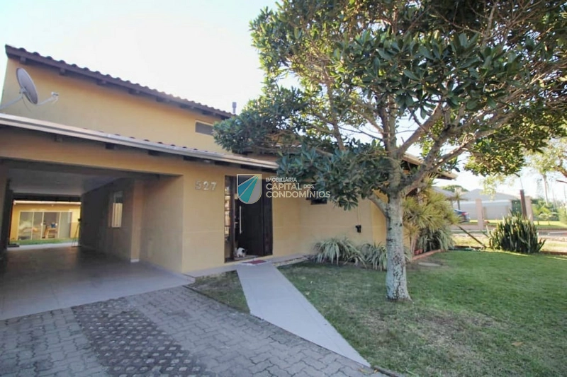 Excelente sobrado no centro de Xangri-lá junto à área verde!: 3ª foto da galeria de imagens do imóvel