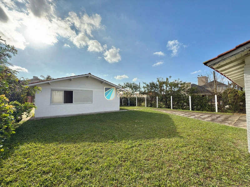 Casa térrea em Atlântida: 4ª foto da galeria de imagens do imóvel