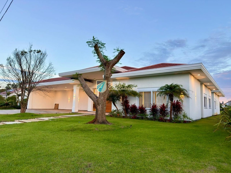 Casa térrea  no condomínio Green Village em Xangri-lá